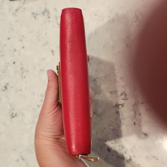 Marc By Marc Jacobs Classic Q Slim Zip Around Wallet Red Leather - Picture 12 of 14